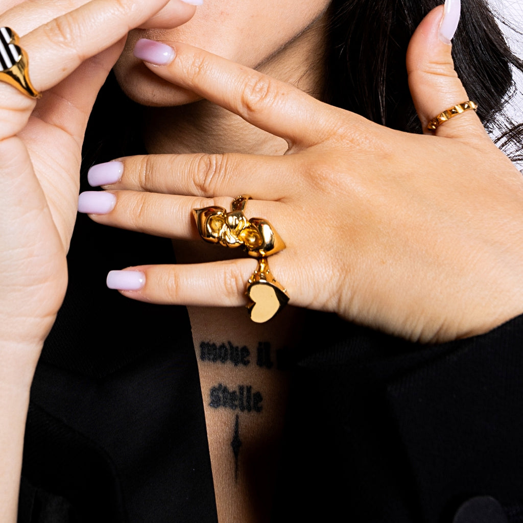 PASSIONATE Signet Ring | Gold heart ring volume L